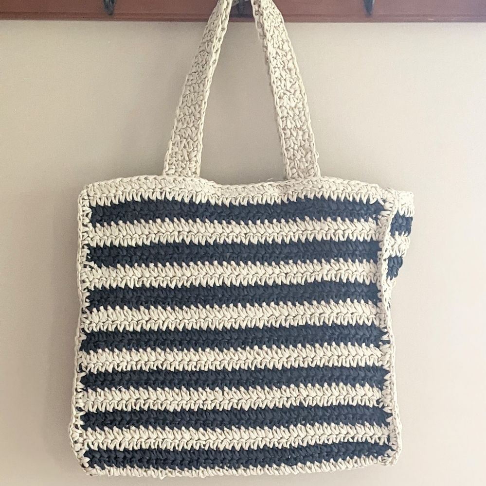 NWOT Striped Paper Straw Bag